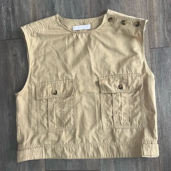 MANGO pleated Bermuda shorts with matching waistcoat with pocket detail - Picture 5 of 10